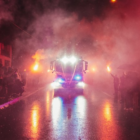 Przywitanie nowego wozu strażackiego OSP Książenice