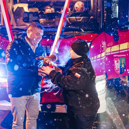 Przywitanie nowego wozu strażackiego OSP Książenice