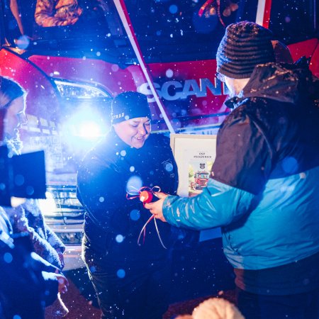 Przywitanie nowego wozu strażackiego OSP Książenice