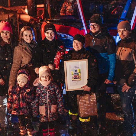 Przywitanie nowego wozu strażackiego OSP Książenice